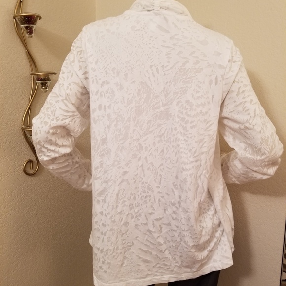 Chicos White Layered Look Top - Picture 6 of 8